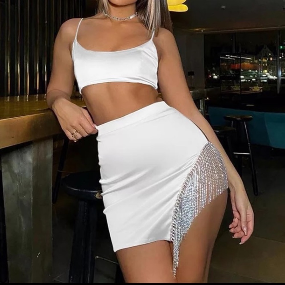 White rhinestone set